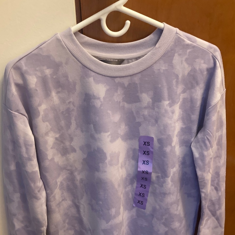 Mondetta Light Purple Tie-Dye Top - Never been worn.
